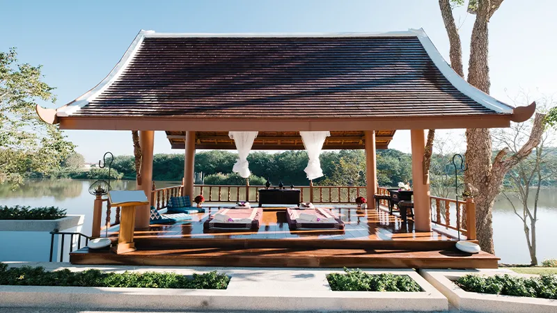 طراحی واجراء محوطه